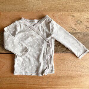 🧸 SALE! (5/$15, 8/$22, 12/$30) Carter’s shirt 6m baby girl grey top floral